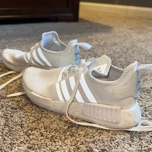 White Adidas Ultraboost. Size 7.5